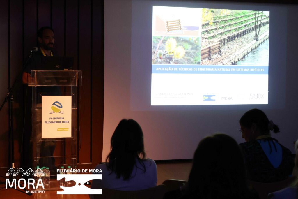 IV Simpósio do Fluviário de Mora e entrega do Prémio Fluviário 2024 - Jovem Cientista do Ano IMG 0561 2
